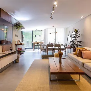 Hostyn - Star 211 - Charme E Sossego Em Triplex No Capivari , Campos do Jordão Brasil
